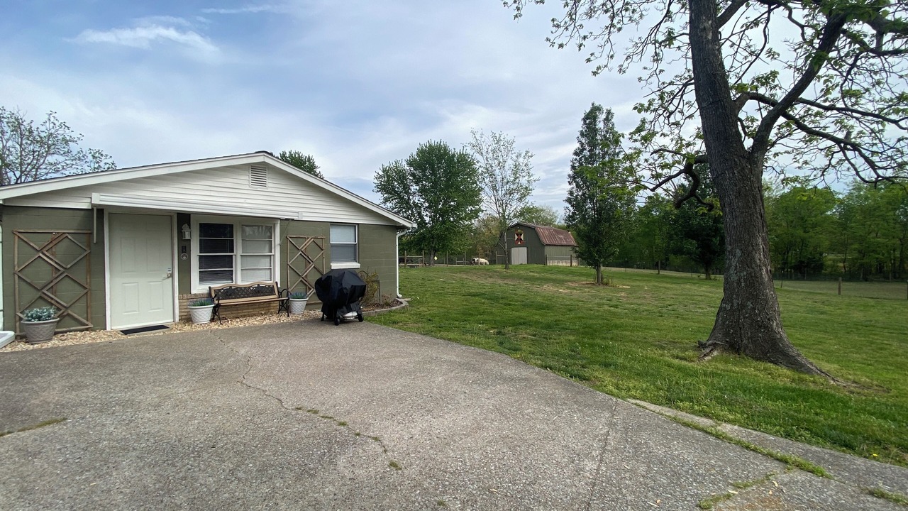 Photo of Outdoor in Benton