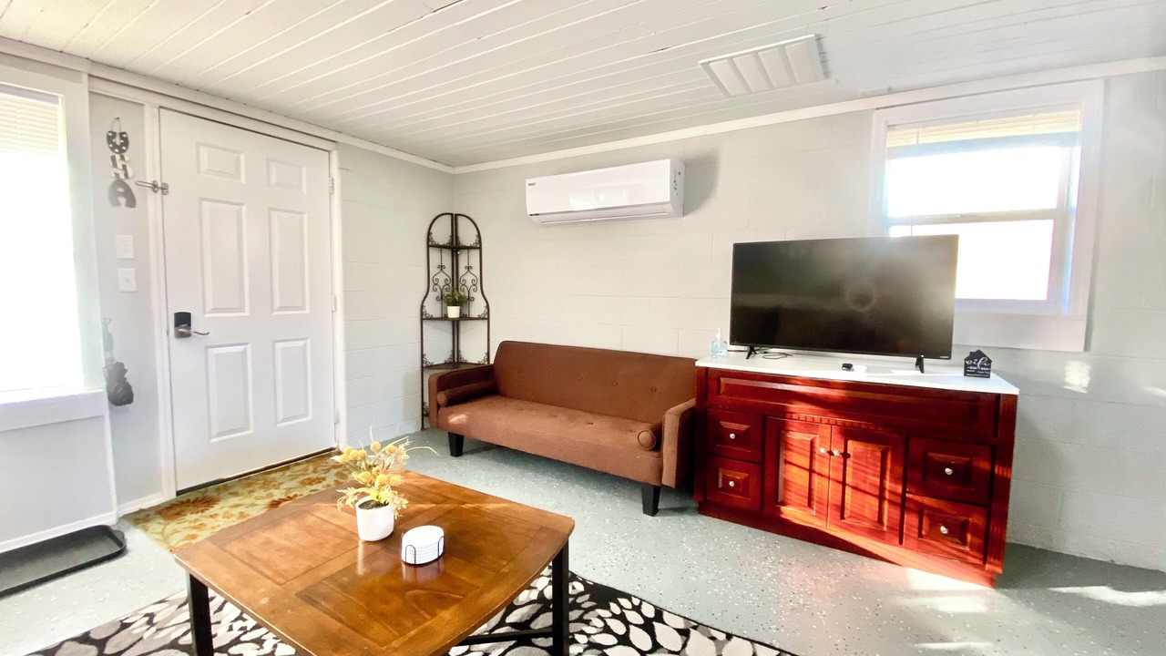 Photo of Livingroom in Benton