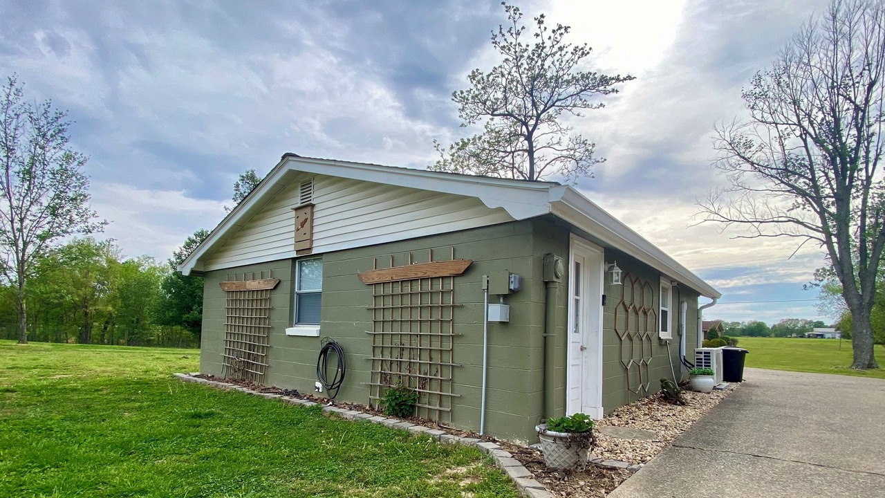 Photo of Outdoor in Benton