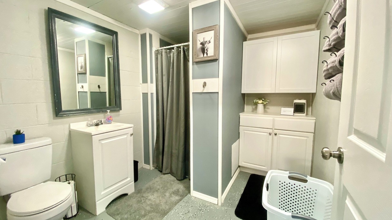 Photo of Bathroom in Benton