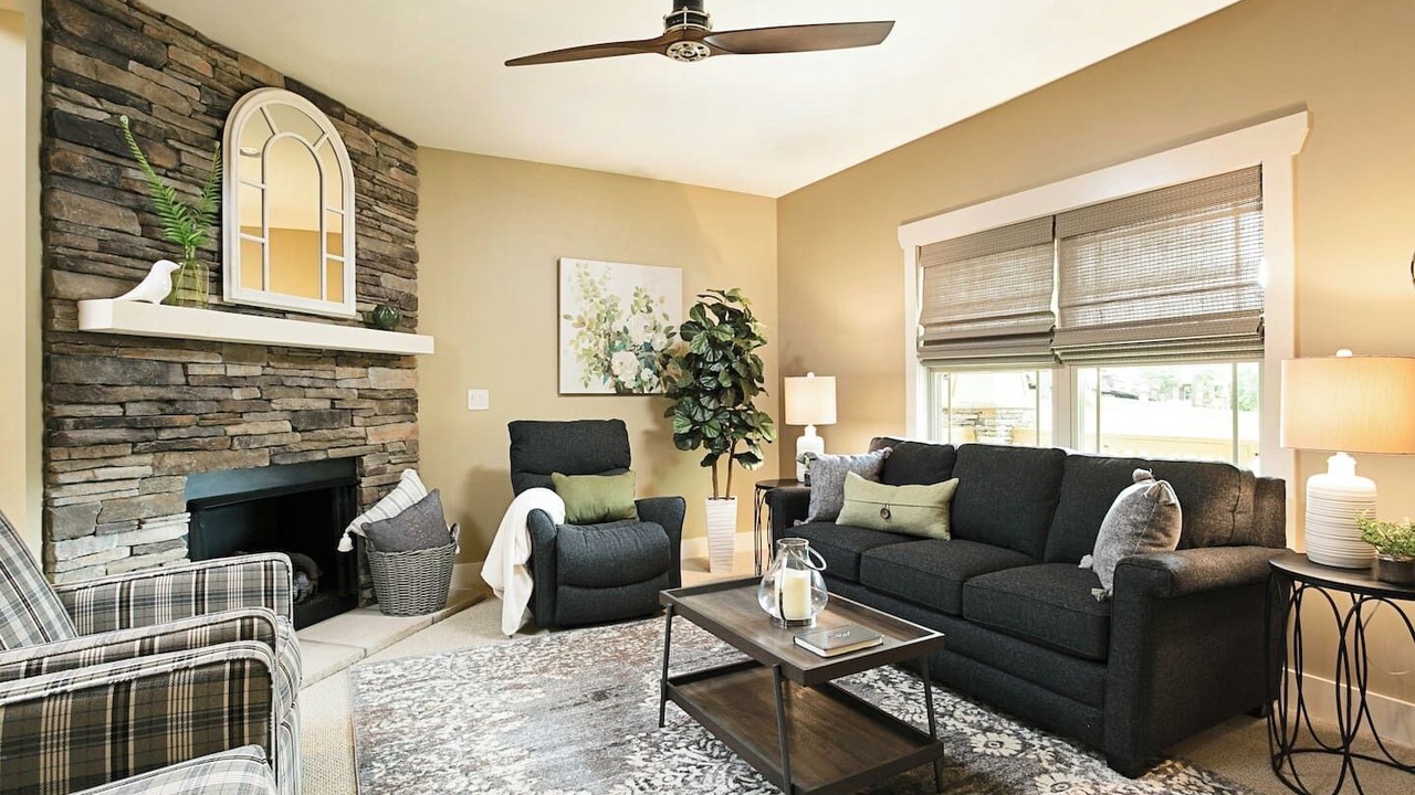 Photo of Livingroom in Skyland