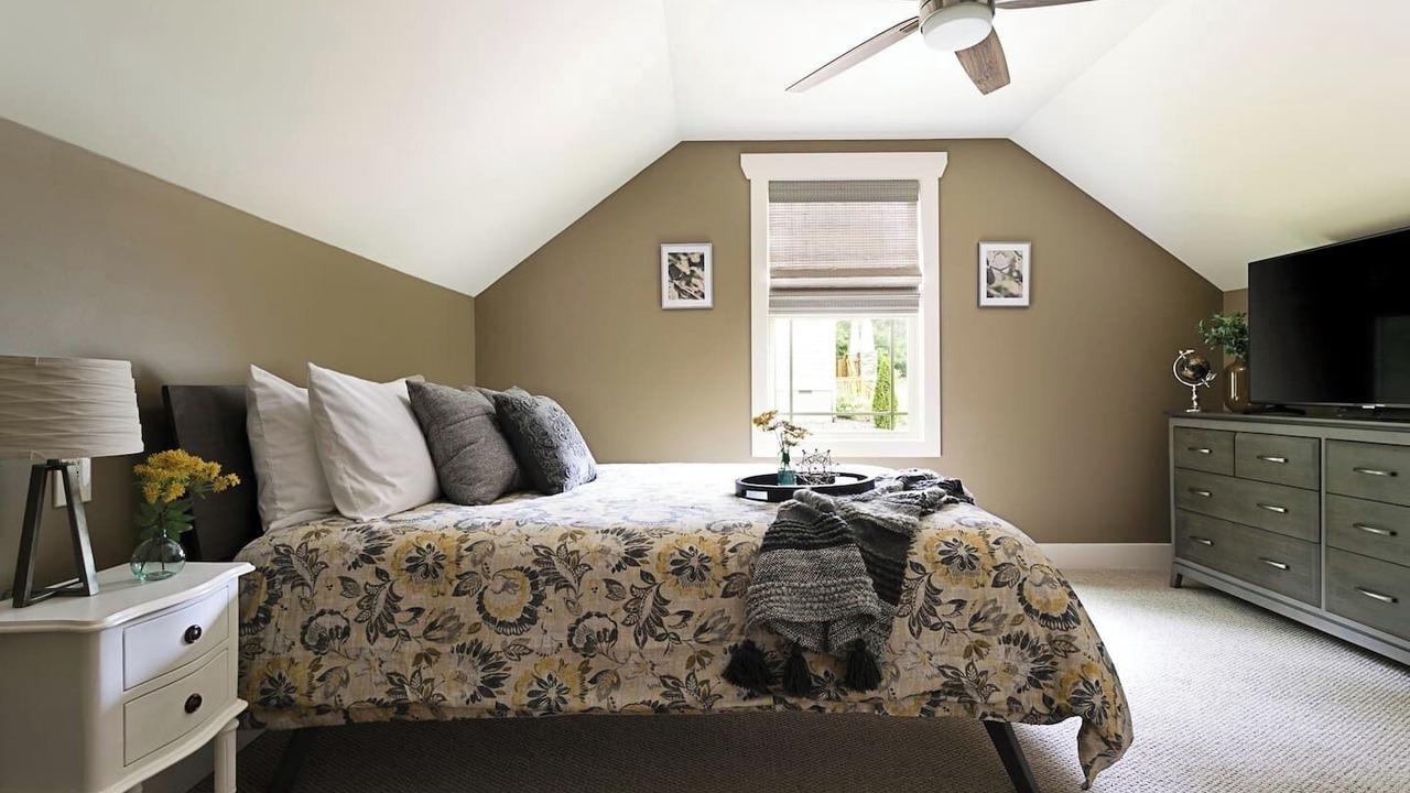 Photo of Bedroom in Skyland