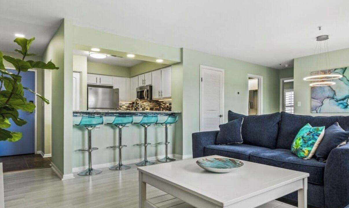 Photo of Livingroom in Northeast Virginia Beach