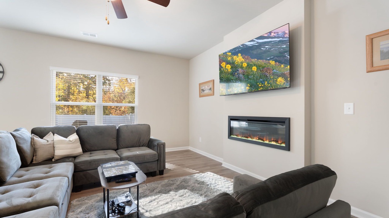 Photo of Livingroom in Harwood Lane