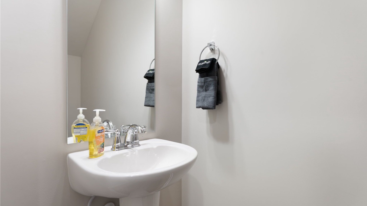 Photo of Bathroom in Harwood Lane