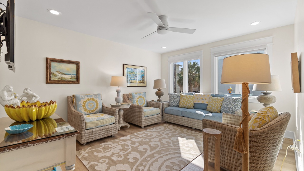 Photo of Livingroom in Sunset Beach