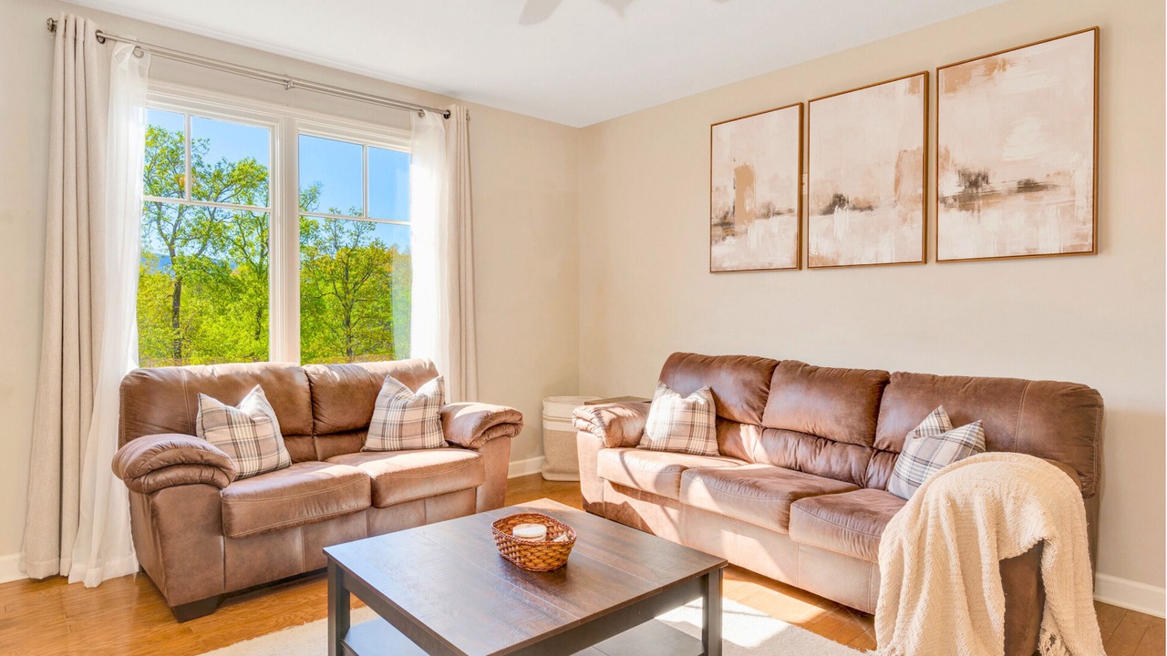 Photo of Livingroom in Trenton