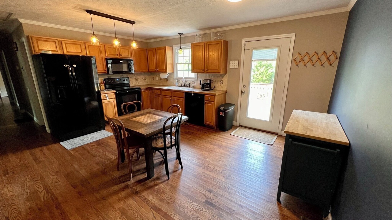 Photo of Kitchen in Travelers Rest