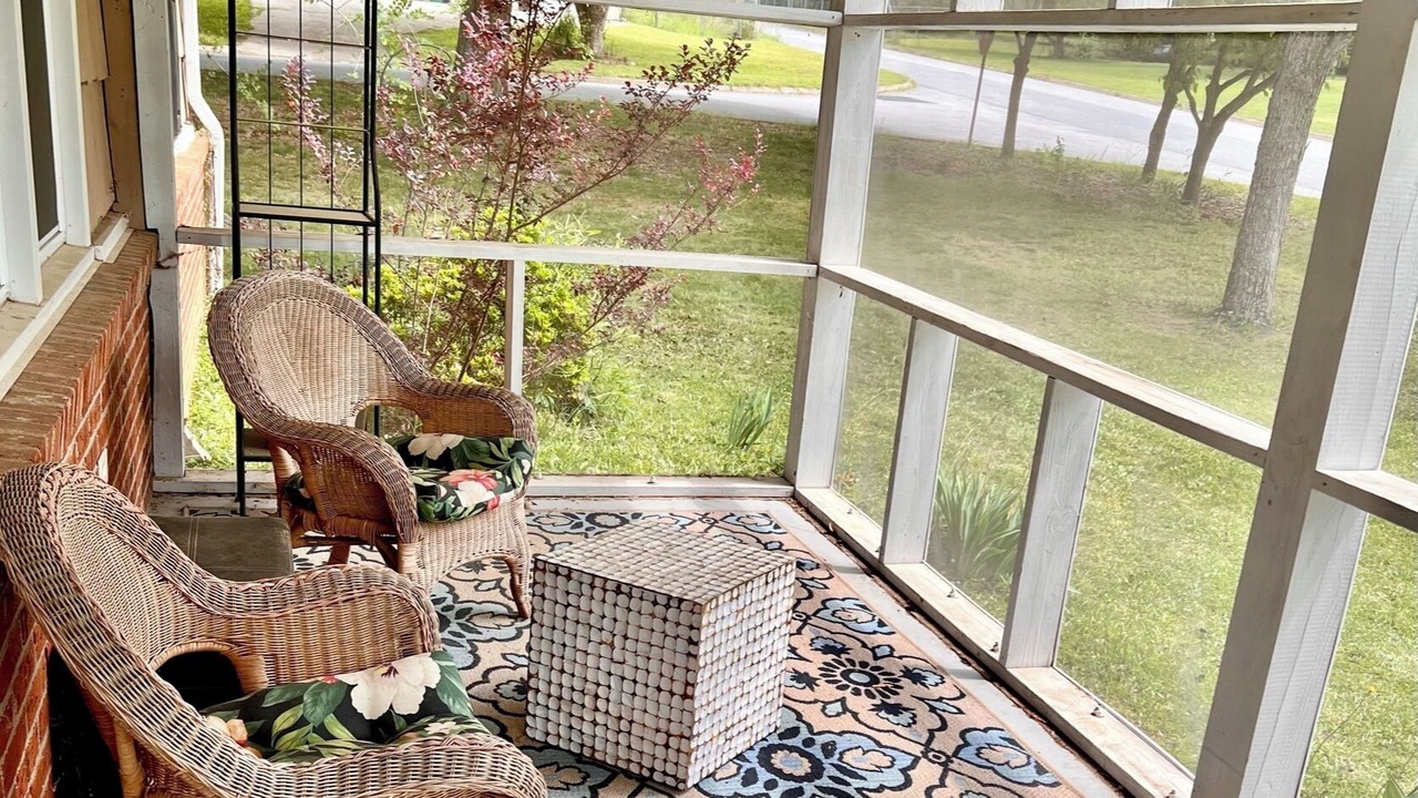 Photo of Patio Balcony in Travelers Rest