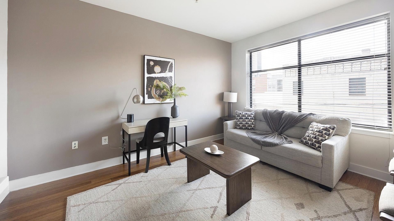 Photo of Livingroom in Church Hill