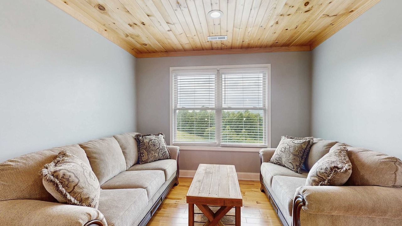 Photo of Livingroom in Maynardville
