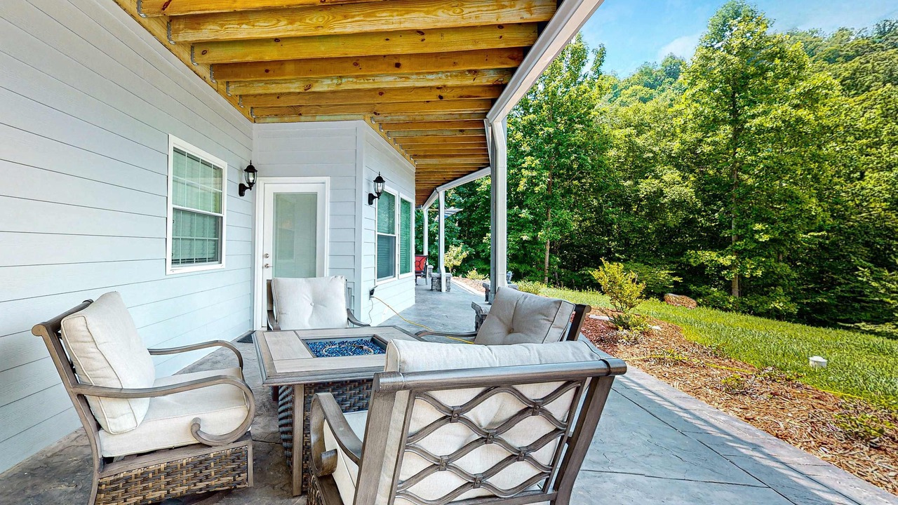 Photo of Patio Balcony in Maynardville