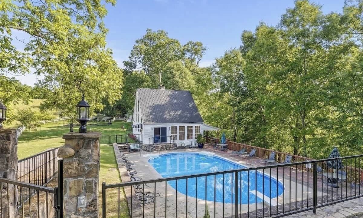 Photo of Outdoor in Lookout Valley Neighborhood Association