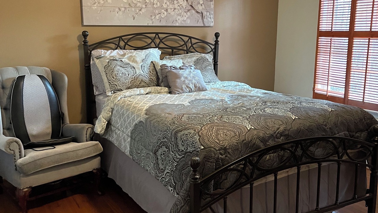 Photo of Bedroom in Mosby