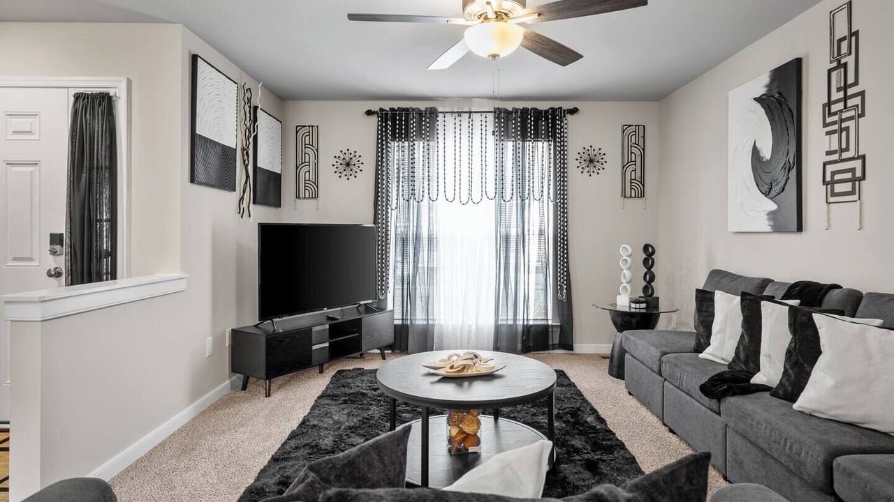 Photo of Livingroom in Sandston