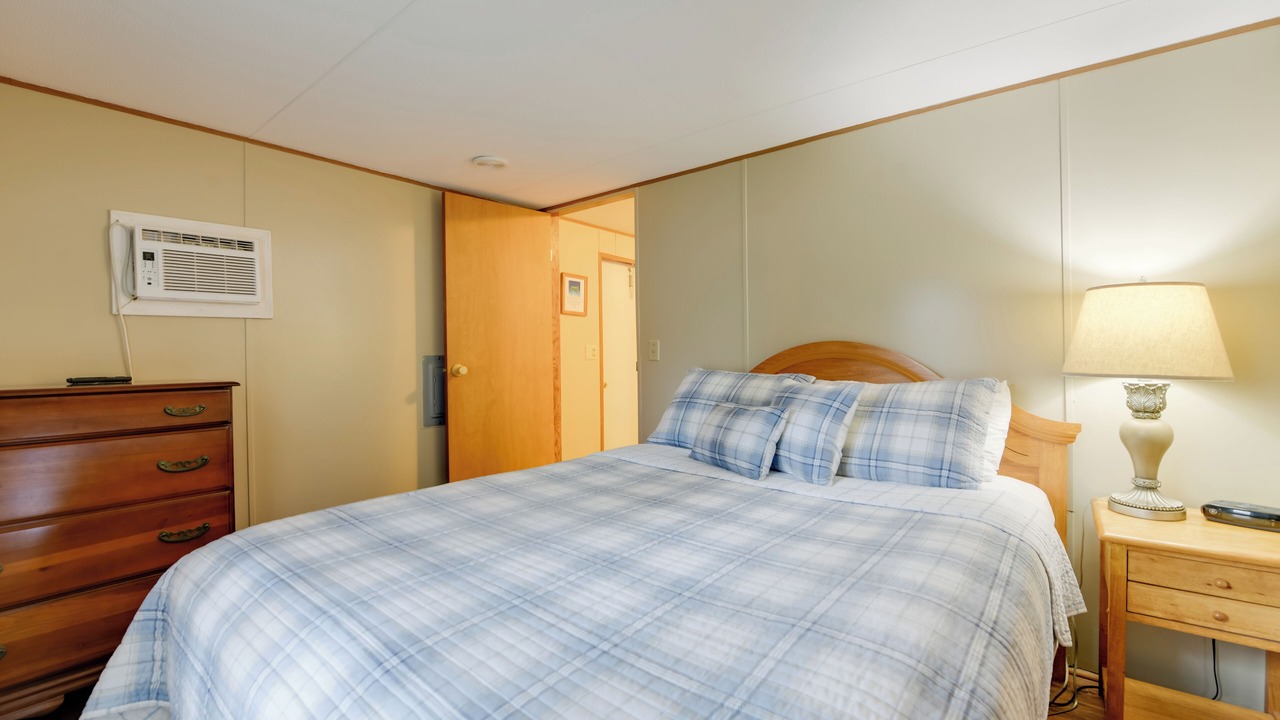 Photo of Bedroom in Waynesville
