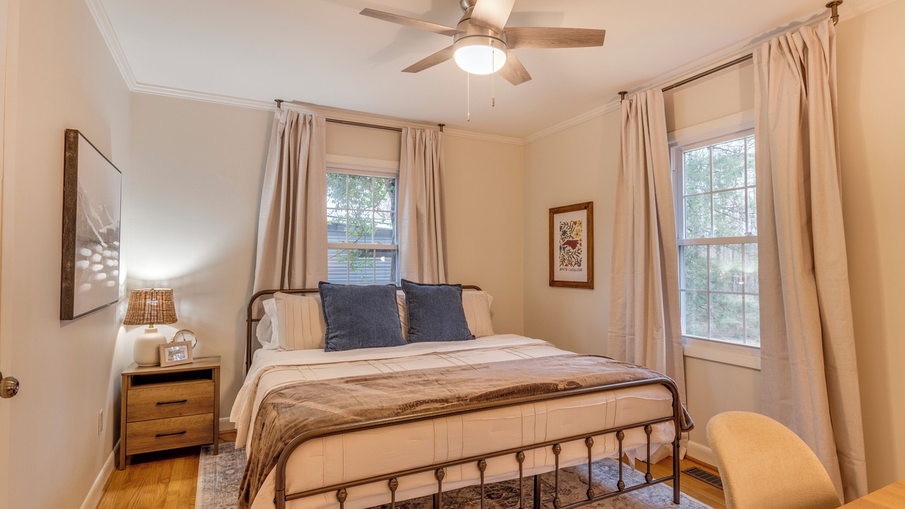 Photo of Bedroom in Travelers Rest