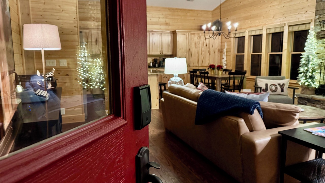 Photo of Livingroom in Waynesville