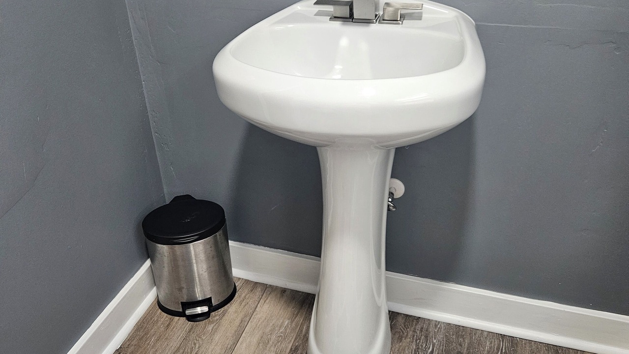 Photo of Bathroom in Mosby