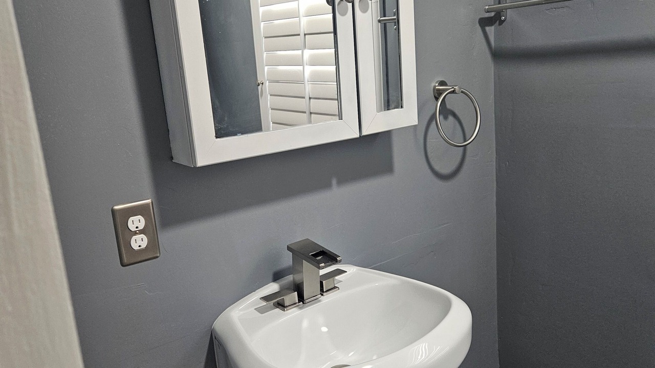 Photo of Bathroom in Mosby