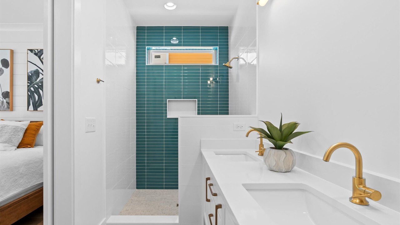 Photo of Bathroom in Long Beach