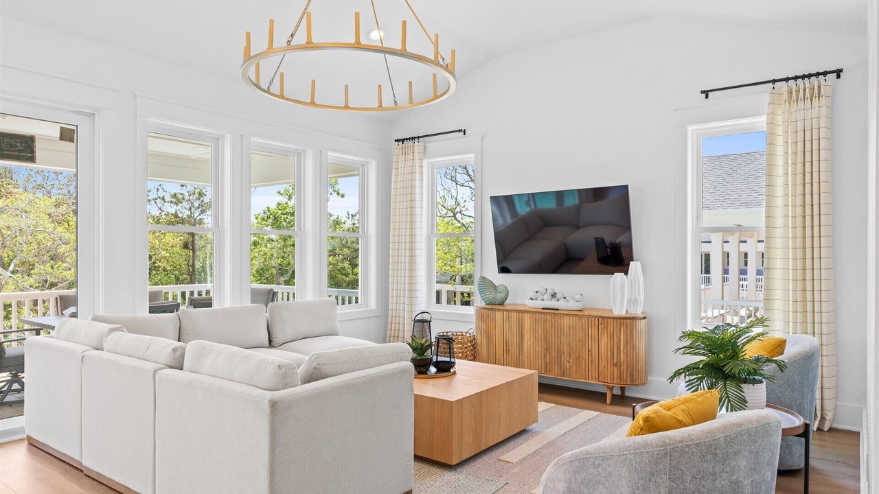 Photo of Livingroom in Long Beach