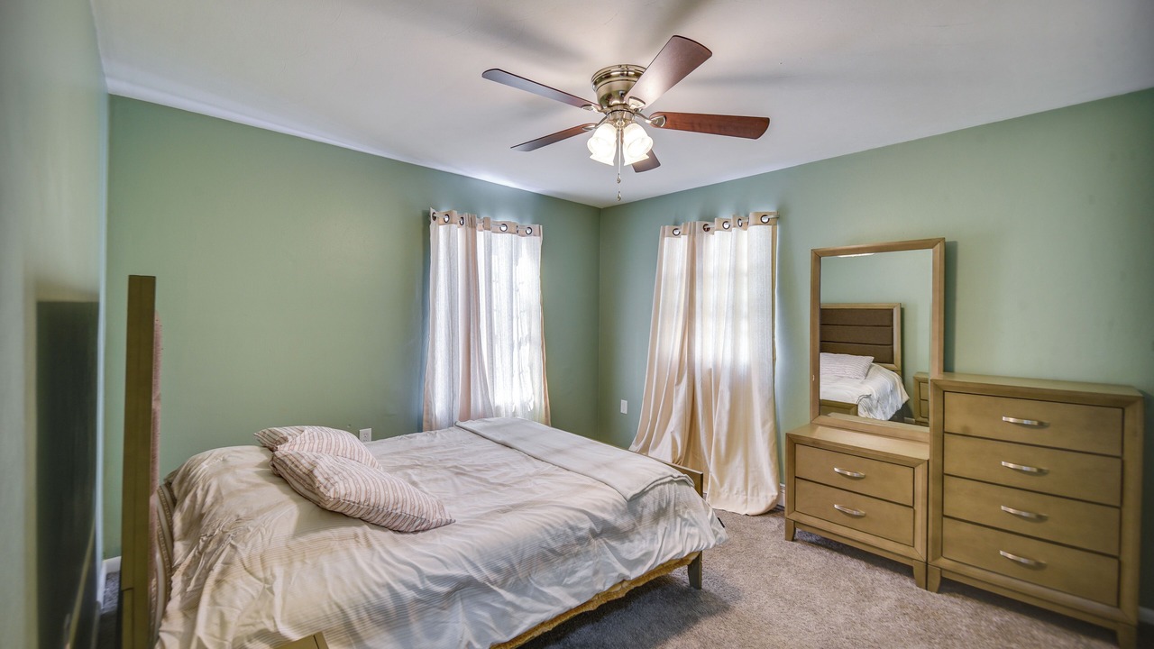 Photo of Bedroom in Bayview