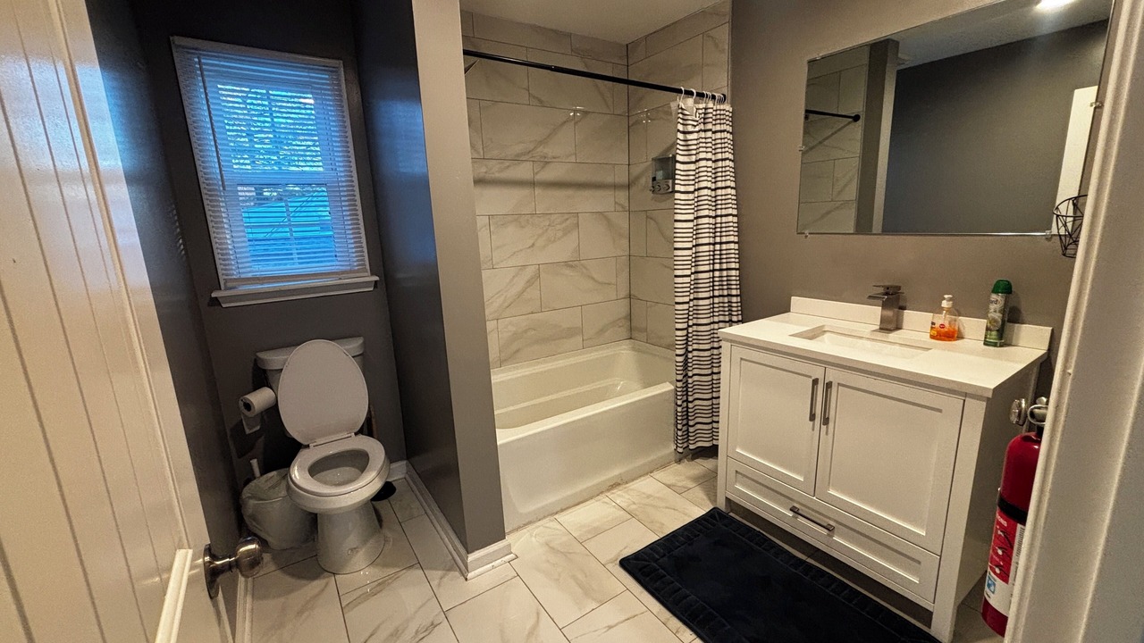 Photo of Bathroom in Buckroe Beach