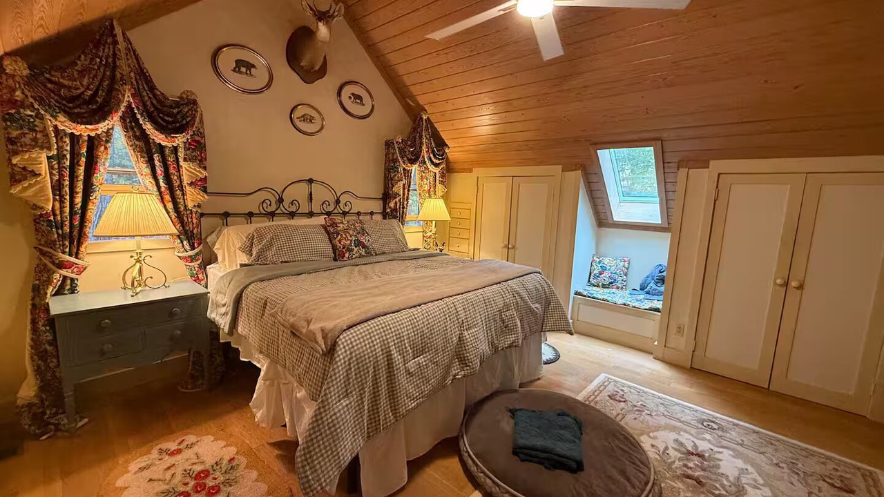 Photo of Bedroom in Saluda