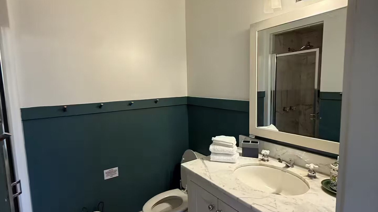 Photo of Bathroom in Saluda