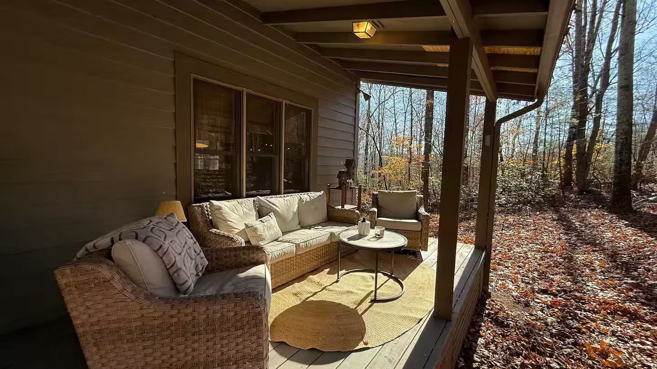 Photo of Patio Balcony in Saluda