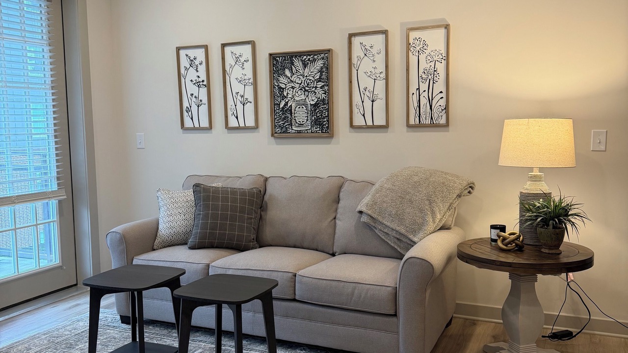 Photo of Livingroom in Knoxville