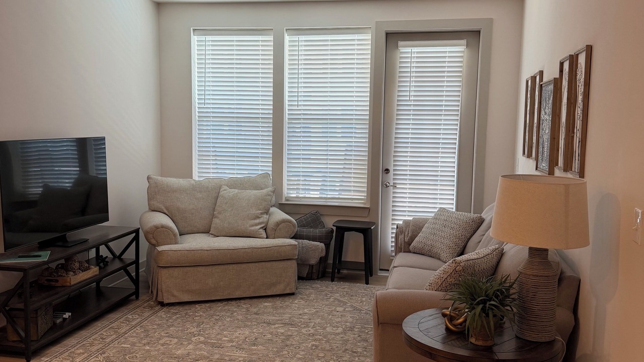 Photo of Livingroom in Knoxville