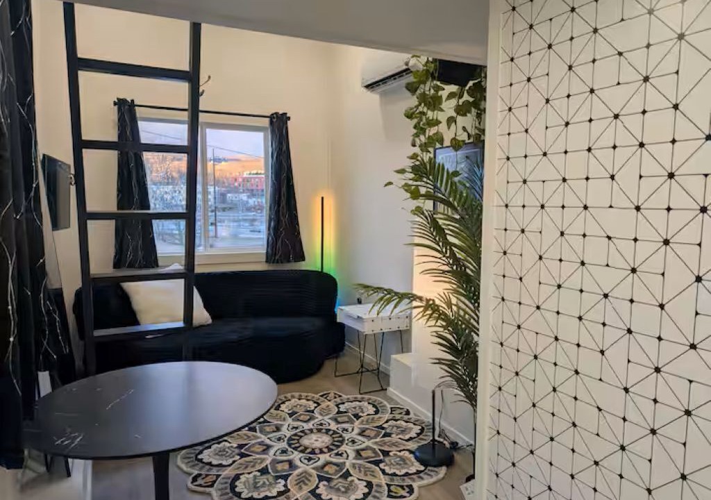Photo of Livingroom in Asheville