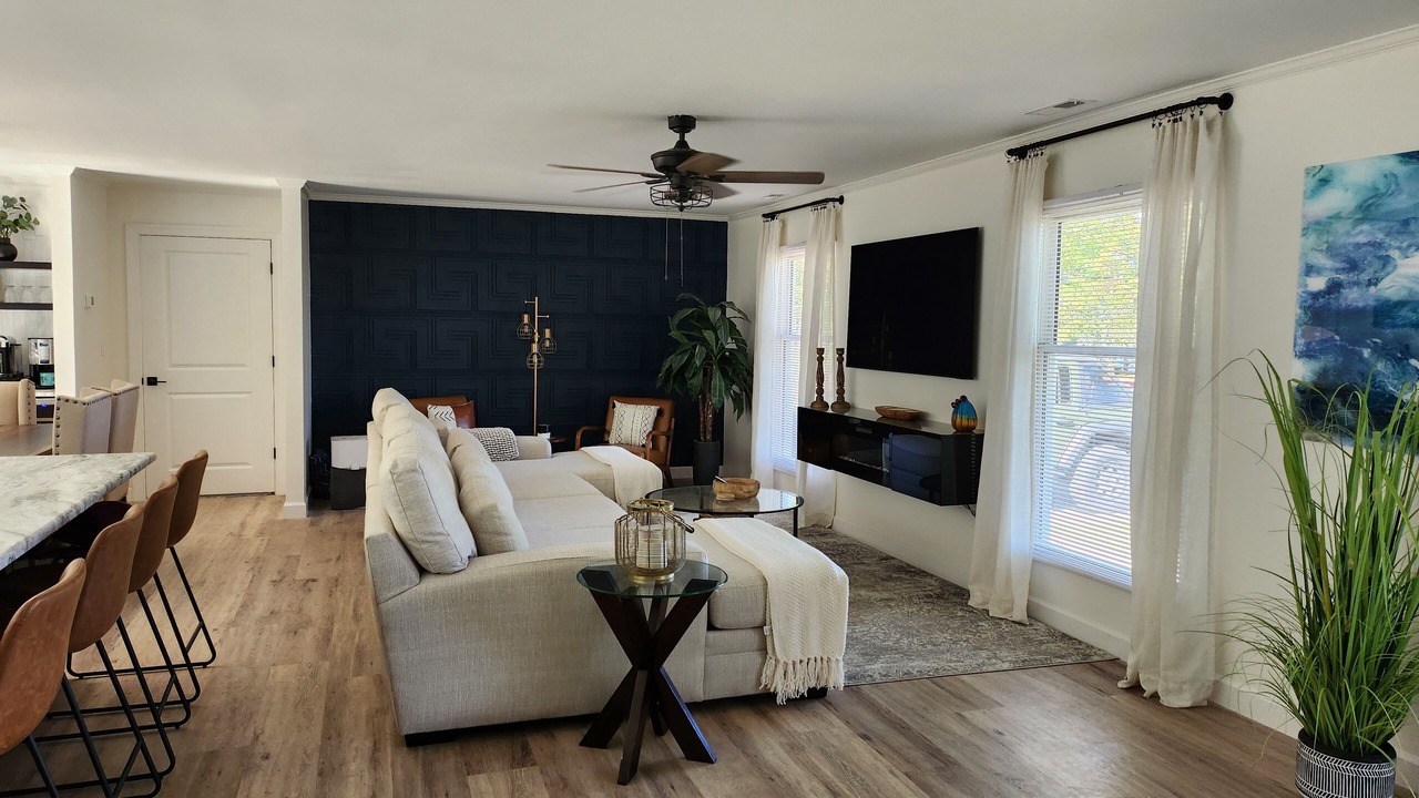 Photo of Livingroom in Snug Harbor