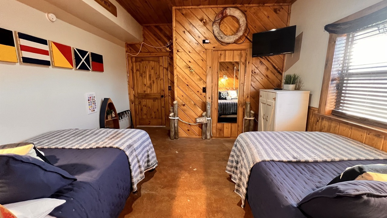 Photo of Bedroom in La Follette