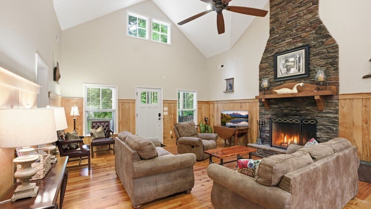 Photo of Livingroom in Marietta