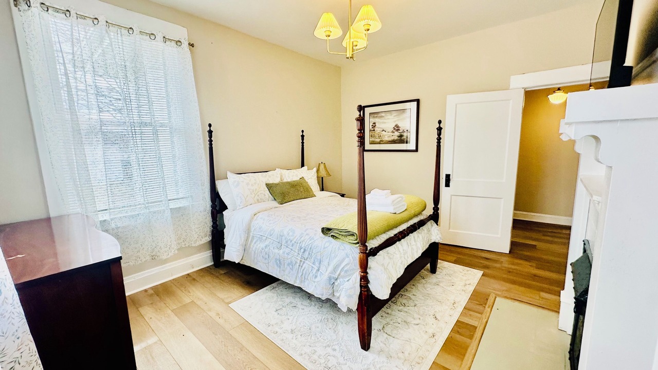 Photo of Bedroom in Eden