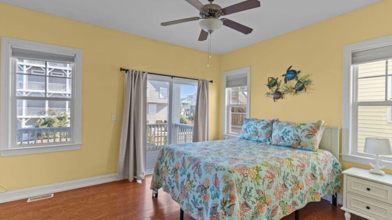 Photo of Bedroom in North Carolina Coast
