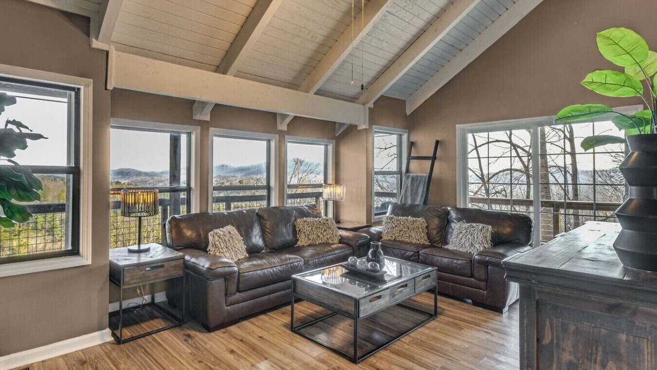 Photo of Bedroom in Sunset
