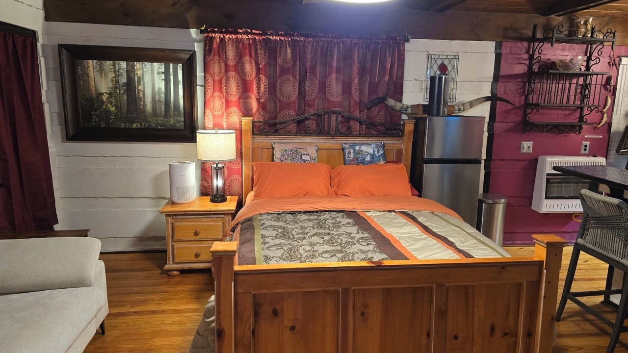 Photo of Bedroom in Fort Oglethorpe
