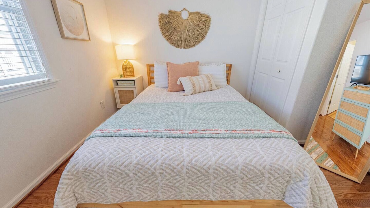 Photo of Bedroom in Southern Shores