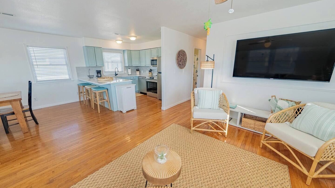 Photo of Livingroom in Southern Shores
