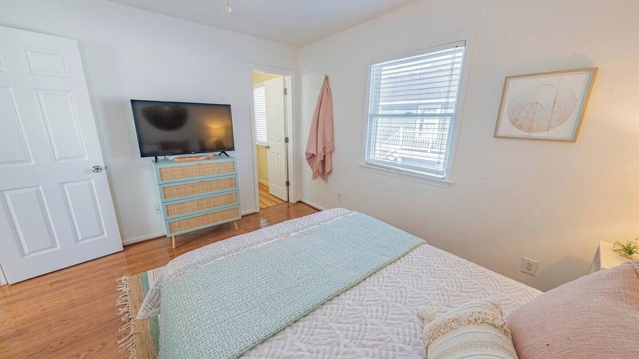 Photo of Bedroom in Southern Shores