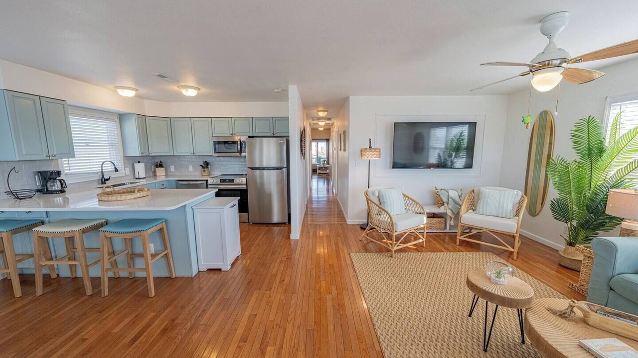 Photo of Livingroom in Southern Shores