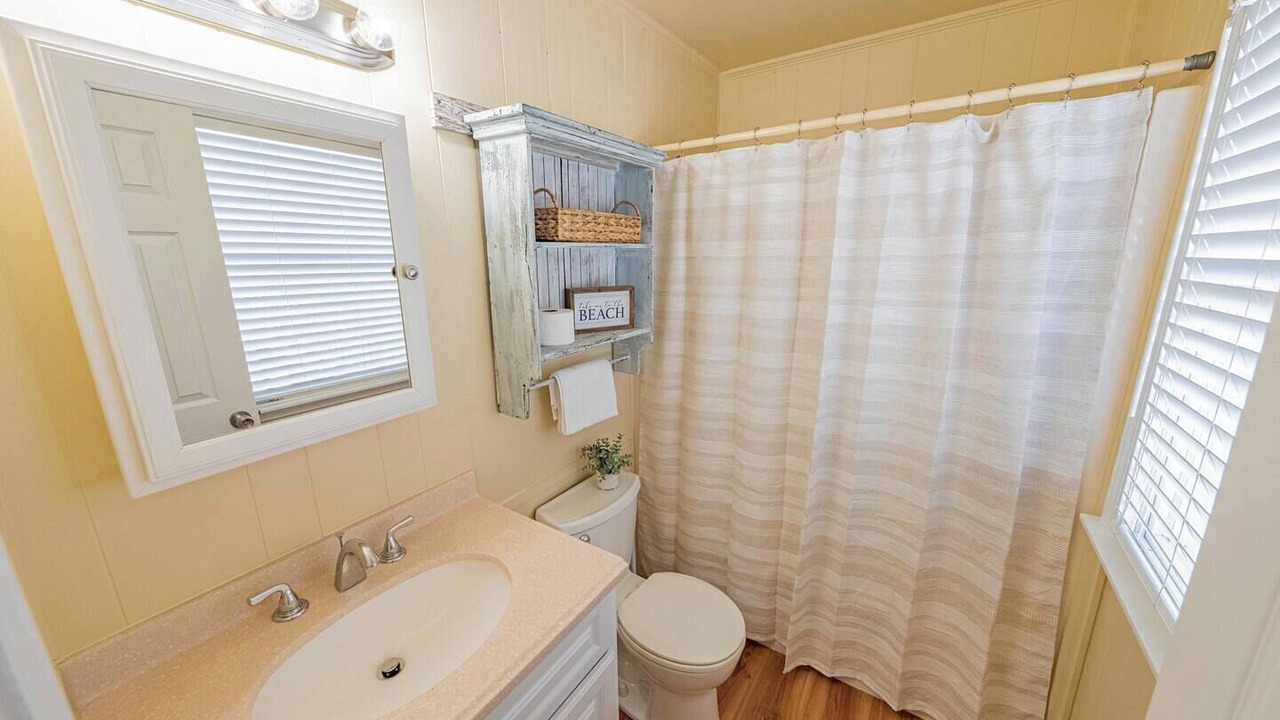 Photo of Bathroom in Southern Shores