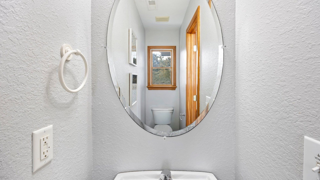 Photo of Bathroom in Whalehead Beach