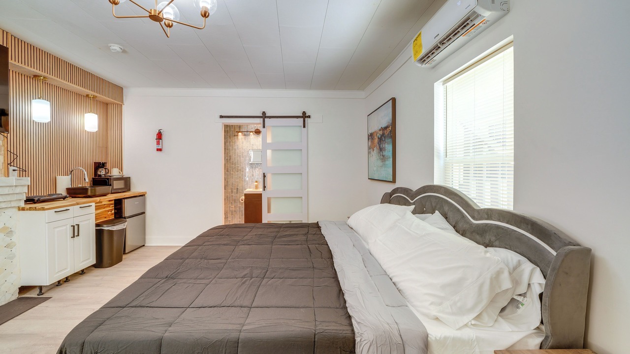 Photo of Bedroom in Bellepoint