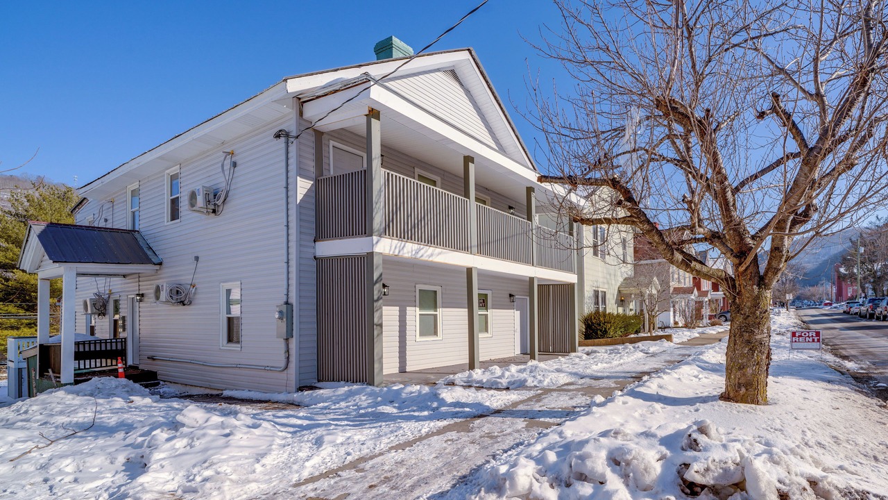Photo of Outdoor in Bellepoint