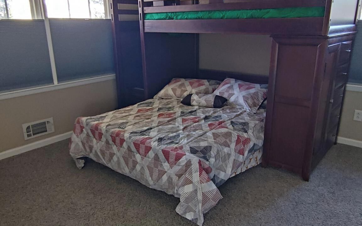 Photo of Bedroom in Anniston